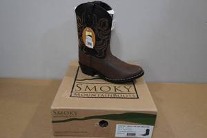 lot 128 image: Smoky Mountain Western Boots -Childrens Size 1.5