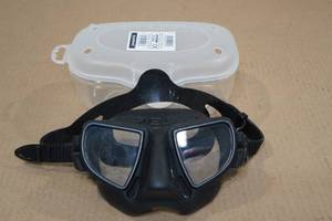 lot 136 image: Cressi Atom Mask