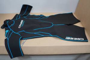 lot 145 image: Cressi Tortuga 2.5mm Wetsuit -Ladies XXL6