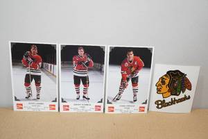 lot 155 image: Blackhawks Trading Cards -Steve Larmer, Jeremy Roenick, Chis Chelios