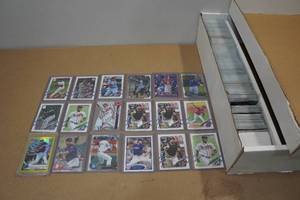 lot 161 image: Assorted Baseball Cards - Inserts, Die Cut, Rookies