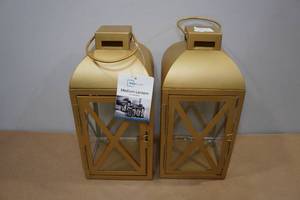 lot 198 image: 2 Mainstay Decorative 12 Lanterns -Gold