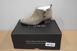 lot 234 image: Vionic Cecily Womens Suede Ankle Boots -Size 6