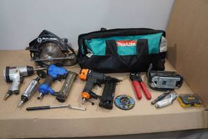 lot 250 image: Assorted Tools -Air Nailers, Jigsaw, Saw