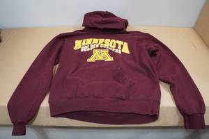 lot 254 image: Minnesota Gophers Sweatshirt -Medium