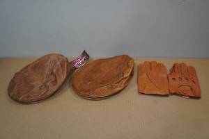 lot 257 image: 2 Leather Hats(L & XL) and Gloves(XXL)