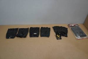 lot 261 image: 4 Pairs of Leather Motorcycle Gloves -Large