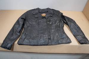 lot 268 image: Harley Davidson Leather Motorcycle Jacket -XS