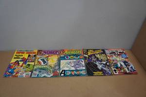lot 273 image: Marvel Comic Books -Avengers, Secret Wars