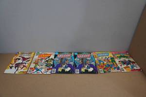 lot 281 image: DC Comic Books -Justice League, Super Friends