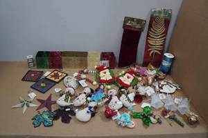 lot 300 image: Assorted Christmas Dcor -Tree Skirt, Candle Holders, Ornaments