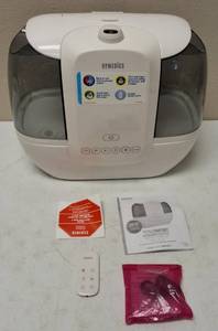 lot 32 image: Homedics   NEW  OPEN BOX Humidifier with UV-C Technology - Easy to fill & Clean 2.0 Gallon Tank (Remote)