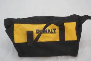 lot 210 image: NEW small DeWalt tool bag