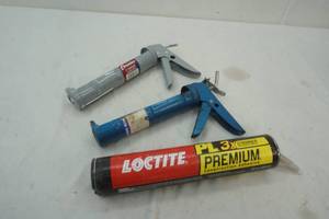 lot 211 image: caulk guns and Loctite premium construction adhesive
