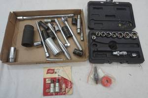 lot 213 image: socket and ratchet lot