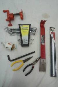 lot 215 image: tool lot