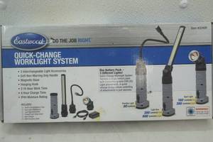 lot 222 image: Quick change work light system