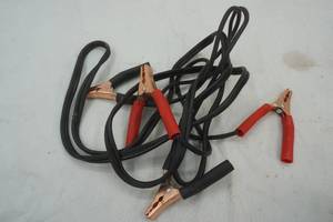 lot 224 image: jumper cables