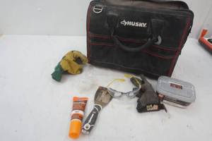 lot 229 image: Husky tool bag and tools