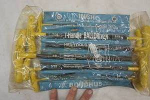 lot 233 image: T-Handle Ball driver set