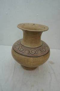 lot 248 image: terracotta vase 16 tall