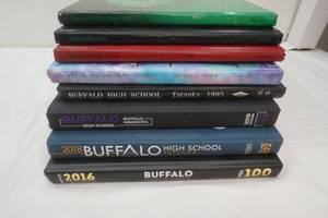 lot 256 image: Yearbooks