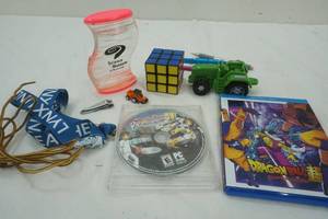 lot 313 image: game lot. Dragon Ball Z and Mahjong quest