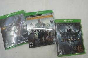 lot 315 image: XBOX ONE LOT Sekiro Shadows Die Twice, Diablo Reaper of Souls, Assassins Creed Valhalla