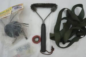lot 333 image: strip all drill attachment and various hardwares