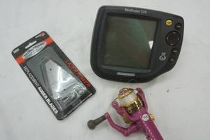 lot 335 image: Hummingbird Fish Finder and auger blades and fishing reel