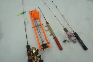 lot 361 image: Tip ups and jig sticks