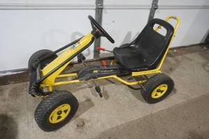 lot 381 image: Kettler Kett car Extreme pedal cart