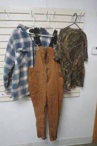 lot 398 image: Large bibs, cotton and fleece coat XL and camo t shirt