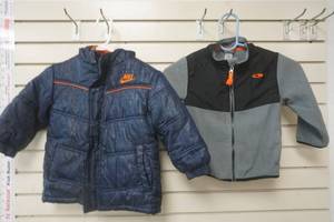 lot 401 image: 3T and 4T kids jackets, Nike
