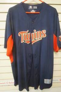 lot 407 image: MN Twins jersey, XL