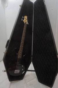 lot 452 image: Wildfire Drive bass guitar with coffin case, new