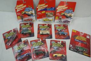 lot 11 image: Johnny Lightning  cars