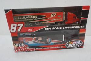 lot 44 image: Racing Champions collectible 164 scale cars