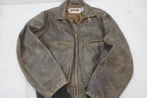 lot 66 image: Schott sportswear