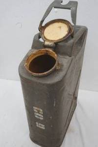 lot 68 image: Vintage Military Jerry can