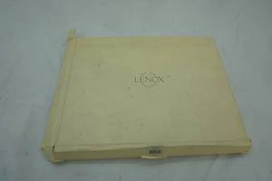 lot 506 image: Lenox album