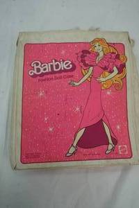 lot 510 image: Barbie Fashion doll case, doll