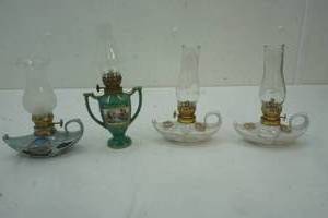 lot 537 image: vintage Japan oil lamps