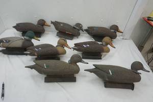 lot 543 image: Duck decoys