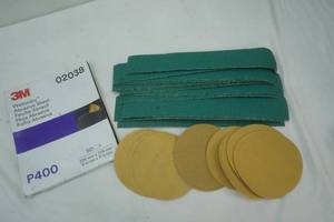 lot 559 image: Automotive sandpaper