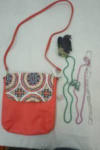 lot 570 image: Thirty one bag