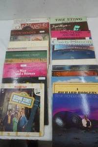 lot 580 image: record albums