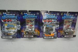 lot 31 image: Muscle Machines diecast cars