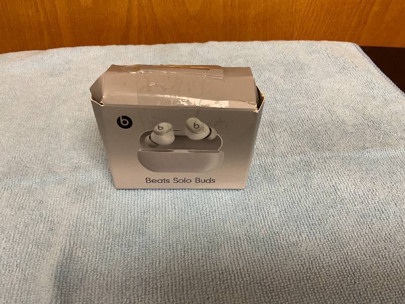 lot 31 image: Beats - Solo Buds True Wireless Earbuds - Storm Gray