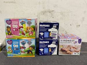 lot 108 image: LOT OF 5 Baby and Toddler Diapers